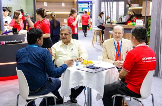 Exhibitors and visitors enjoy face-to-face meetings at RemaxWorld Expo 2023