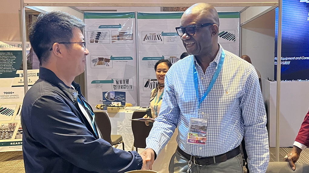Scores of Distributors in Nigeria Meet Top Chinese Suppliers