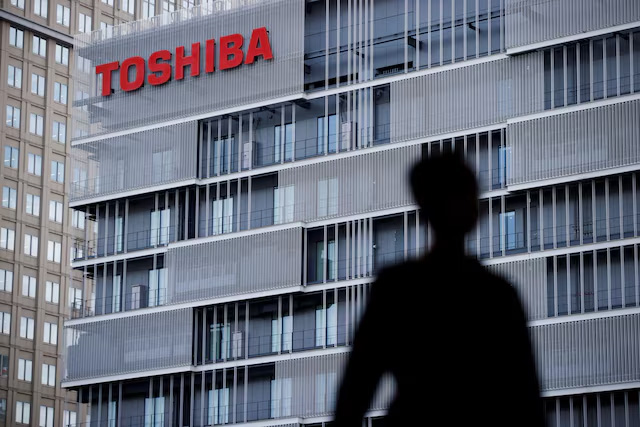 Toshiba to Streamline Personnel Structure